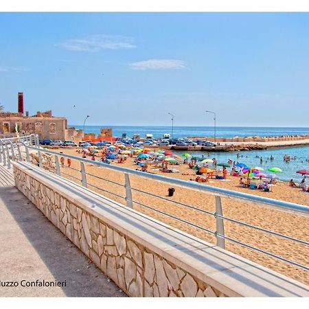 La Maddalena Bed & Breakfast อาโวลา ภายนอก รูปภาพ