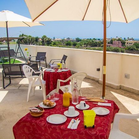 La Maddalena Bed & Breakfast อาโวลา ภายนอก รูปภาพ