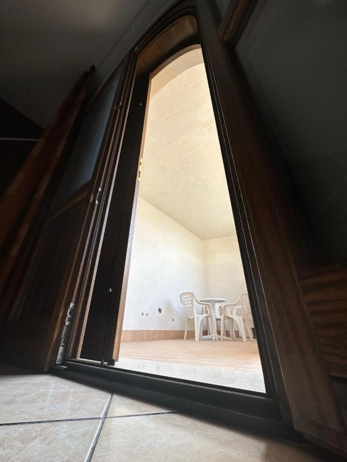 La Maddalena Bed & Breakfast อาโวลา ภายนอก รูปภาพ
