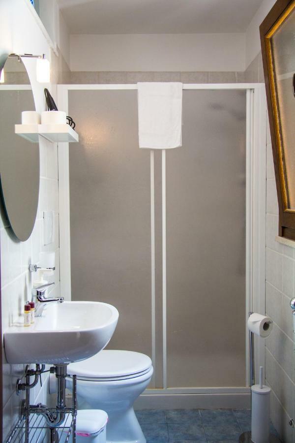 La Maddalena Bed & Breakfast อาโวลา ภายนอก รูปภาพ
