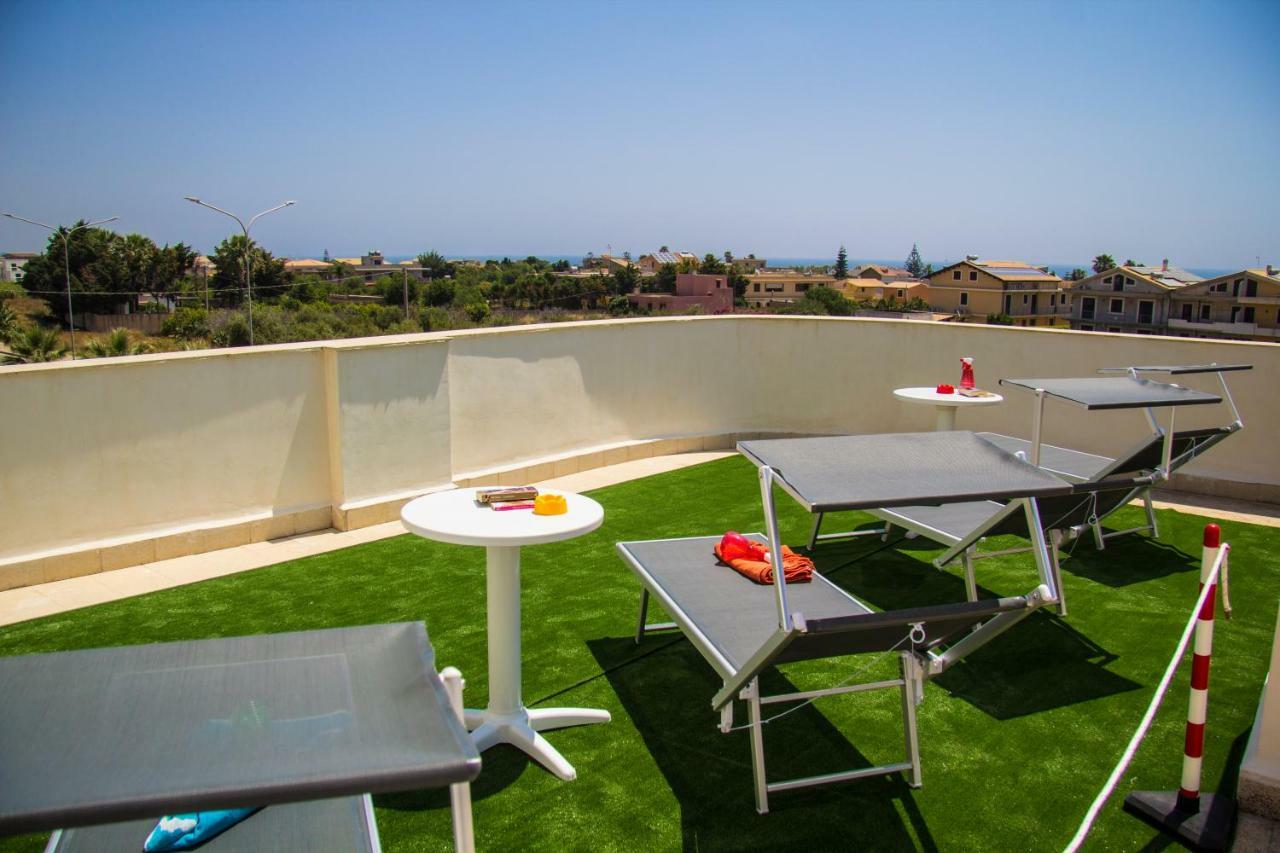 La Maddalena Bed & Breakfast อาโวลา ภายนอก รูปภาพ